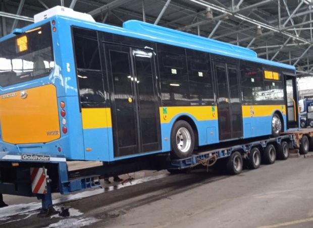 Кметът на София се похвали с нови нископодови електробуси