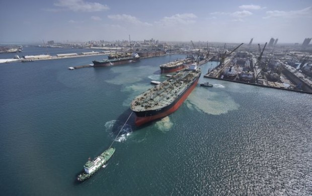 Bloomberg: САЩ изпращат флотилия от супертанкери за транспортиране на петрол до Европа