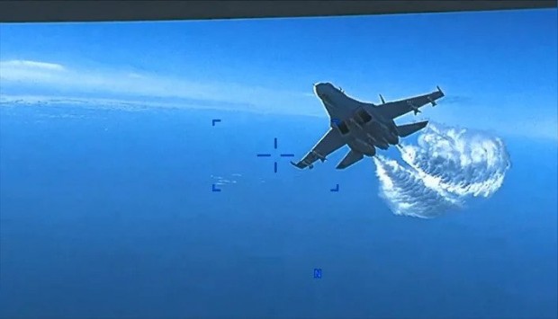 Шойгу награди пилотите на Су-27, които свалиха MQ-9 Reaper в Черно море
