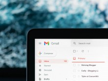 �������� ����������� �� Gmail � Outlook �� ������������