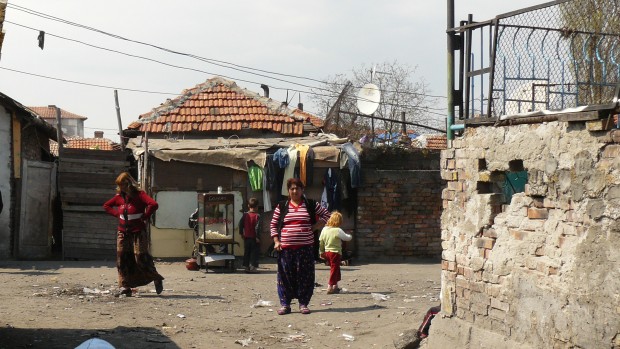 Близо 90% от ромите в Бургаско определят здравето си като много добро, 0.3% не могат да преценят