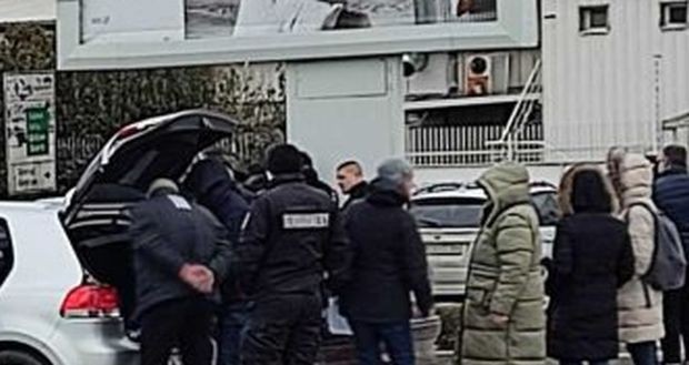Задържаха четирима при зрелищна полицейска акция във Варна