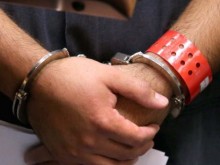 47-годишен мъж, който е бил "муле" в измамна схема, е бил задържан 
