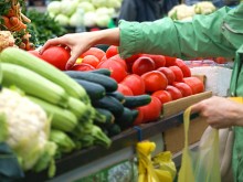 Търговци на борсите: Зеленчуци който не яде, ще спести пари