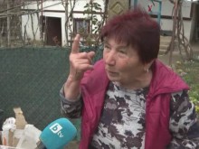 Модерно село: Бабите пият кафе, а след това пълнят шишеяд 