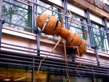Гигантска мравка налази сграда в Пловдив