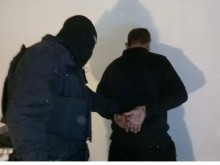 Четирима са задържани при спецакция в Кресна и Сандански 