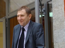 Директорът на Драматичния театър подаде оставка, мести се в София