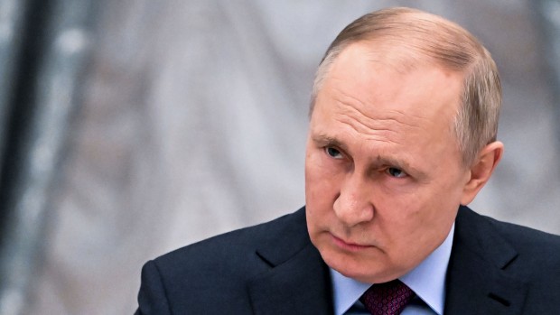 Путин: Русия ще бъде принудена да отговори на оръжия с ядрен компонент