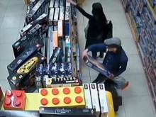 Продавачи сгащиха крадци на местопрестъплението