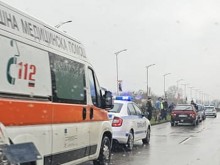 Две деца и мъж са в болница след верижната катастрофа в Пловдив