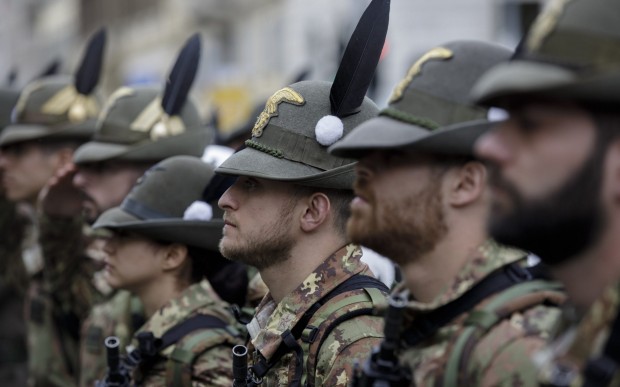 Италия увеличава военните разходи с 800 милиона евро