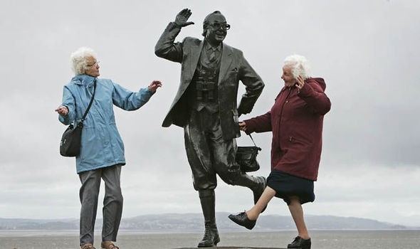 Великобритания отлага решението за повишаване на пенсионната възраст