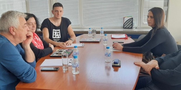 Днес зам.-министърът на културата Марина Василева проведе среща с Дарин
