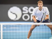 Александър Донски отпадна на четвъртфиналите на турнир във Франция