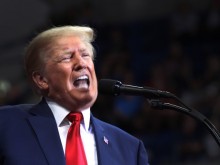 Тръмп предупреди със "смърт и разрушения" ако бъде обвинен от демократите