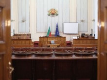 "Медиана": 7 партии в парламента, нов играч заема депутатски банки