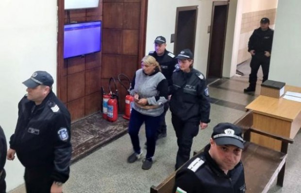 Петимата които бяха задържани след масовия бой в Казанлък остават