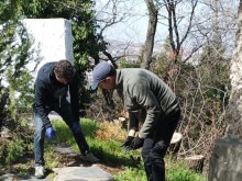 Палеонтологичният музей в Асеновград отбеляза Часът на Земята с акция по почистване
