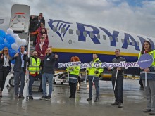 Летище Бургас посрещна първите за сезона туристи