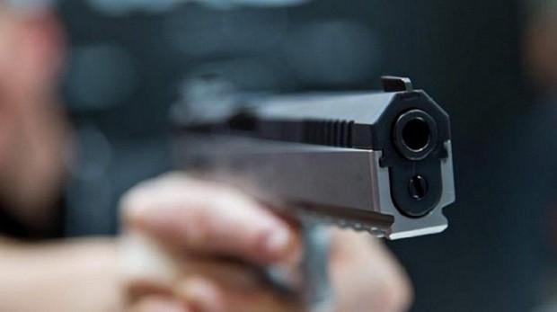 Прокуратурата в Благоевград разследва инцидента с прострелял се мъж пред заведение в с. Самуилово