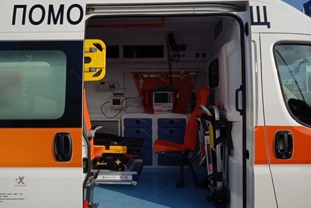 Седем младежи са в болница след инцидент край Пловдив
