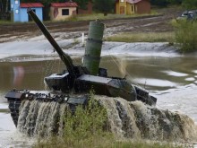 Всички обещани от Германия танкове са вече в Украйна