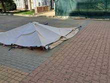 Манол Генов: Вандалски акт унищожи предизборната шатра на БСП на площада в Асеновград