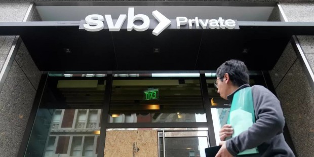 В САЩ започват вътрешно разследване на банкрута на SVB