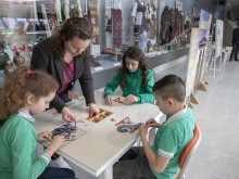 Представиха проекта "Уча, играя, творя в Старозагорския музей"