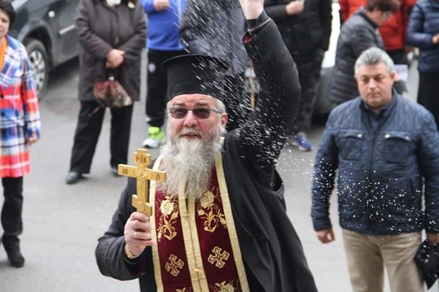 Полагат основите на нов храм в Дупница