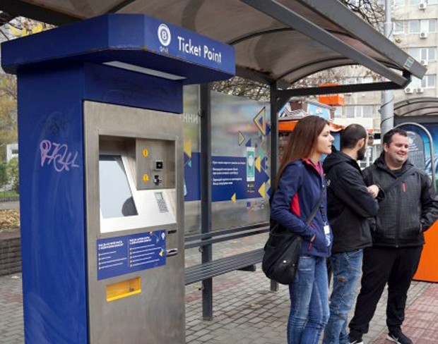 83 автобусни спирки във Варна вече имат Wi-Fi покритие
