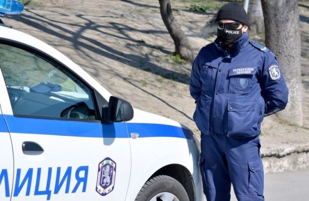 Седмокласник и четири петокласнички са подали сигналите за бомби в училищата в Сливенско