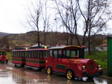 Атракционно влакче ще вози туристите до лесопарк "Хисарлъка"