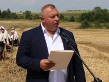 Костадин Костадинов: Губим 1 млрд. лева заради украинското зърно