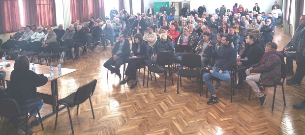 Жителите на Баня: Външни хора да не ни се месят!