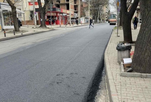 Oграничено е преминаването на МПС на ул. "Гурко" в Стара Загора заради асфалтиране