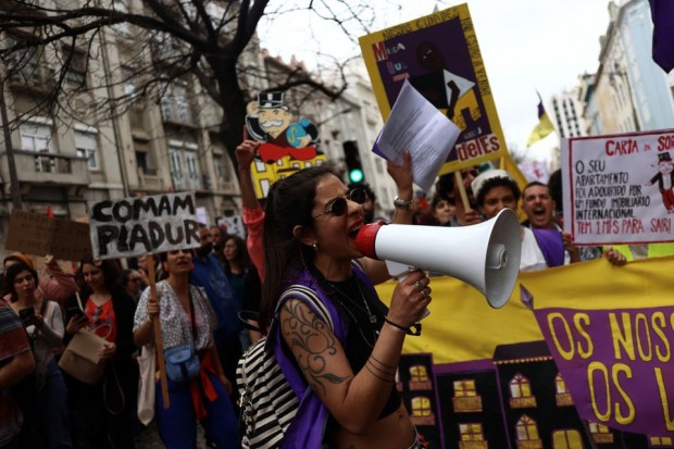 Хиляди излязоха на протест в Португалия заради жилищната криза