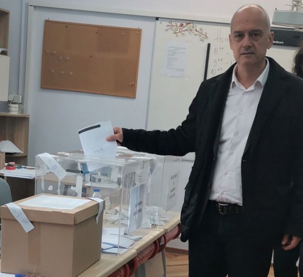 Доц. Стефан Шилев: Гласувах за по-доброто бъдеще на Пловдив и за стабилна България