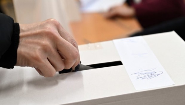 </TD
>27,54% е избирателната активност в Бургаска област към 16 часа,