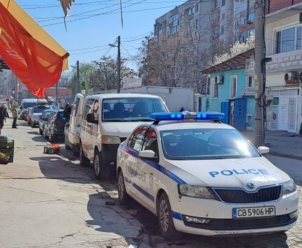 </TD
> Полицията в Пловдив започва проверка срещу кандидат-депутат за купуване