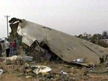 8-годишно дете оцеля в жестока самолетна катастрофа с над 100 загинали