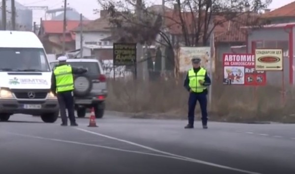 Катастрофа затвори пътя Пловдив - Карлово