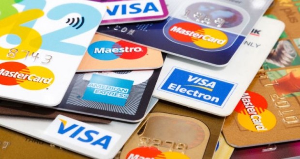 Подходящо ли е да използваш кредитна карта за ежедневни покупки Какви