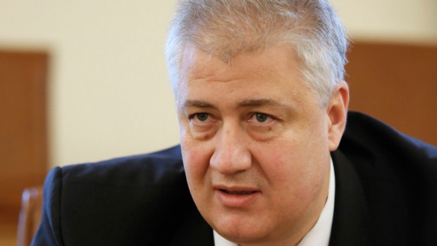 Проф Асен Балтов се отказа от депутатското си място За