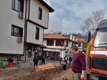 В Златоград започна и втората част на проекта за благоустрояване на улици с павета