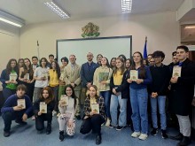 Разясниха на пловдивски ученици моралните и етични изисквания към поведението на прокурорите