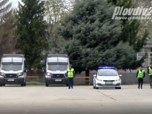 Вкараха 13 ученици в полицейски автомобили
