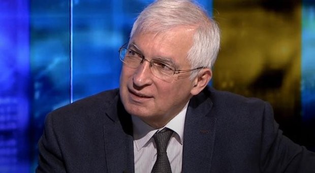 Проф. Боян Дуранкев: Имаме тройна трилема, а зомбитата са прекалено много