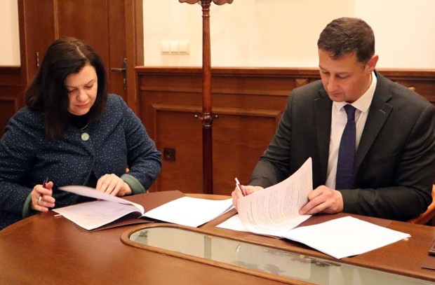 Споразумение за сътрудничество между Фондация Карин дом“ и Икономически университет